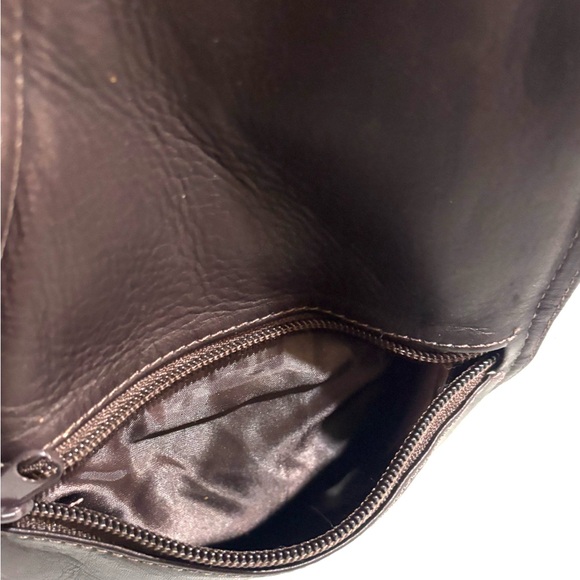 Vintage Dark  unsiex Brown Leather Sling shoulder Bag - Picture 7 of 8
